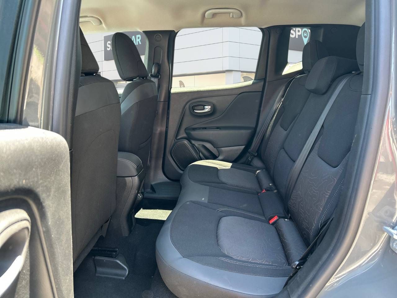 Jeep Renegade  4xe 1.3 PHEV 177 kW(240CV)  AT Upland - Foto 13