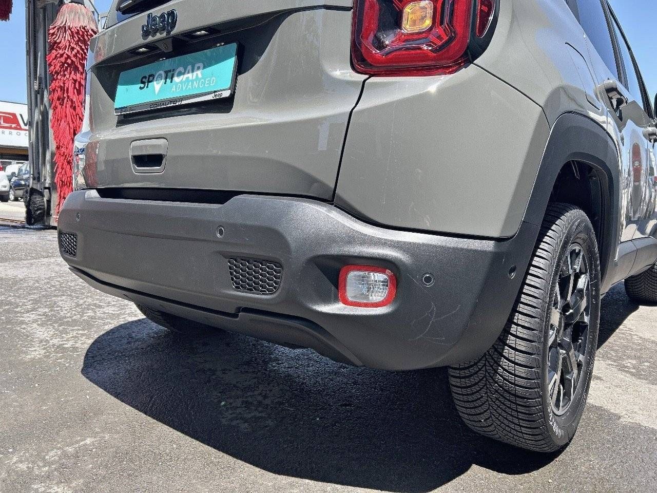 Jeep Renegade  4xe 1.3 PHEV 177 kW(240CV)  AT Upland - Foto 24