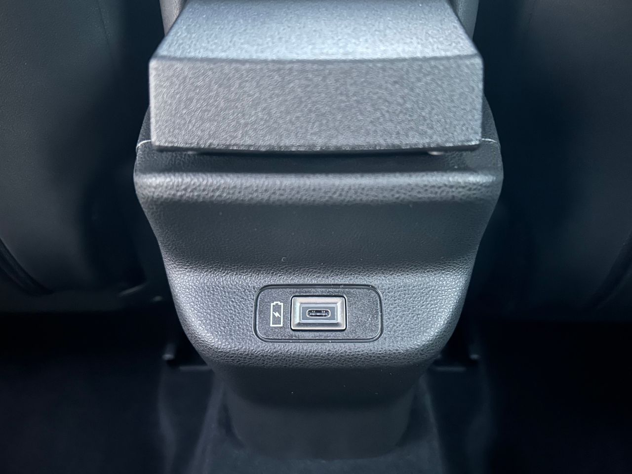 Jeep Avenger  1.2 G 74kW (100CV) Altitude - Foto 33