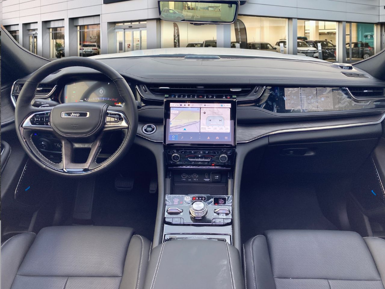 Jeep Grand Cherokee   4xe 2.0 PHEV Overland - Foto 9
