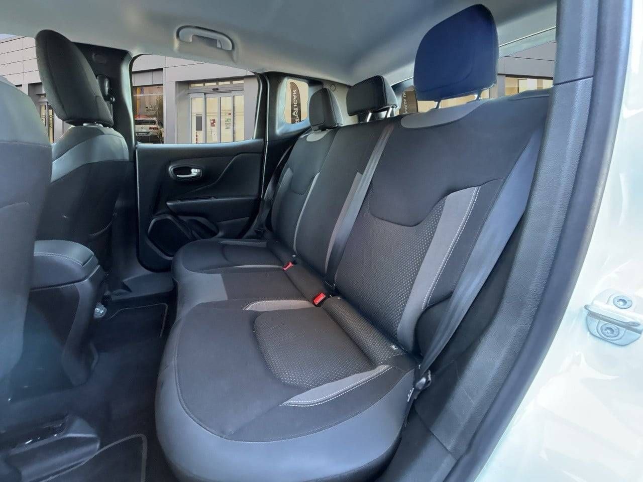 Jeep Renegade   1.0 Gasolina 88 kW (120 CV) Limited - Foto 11