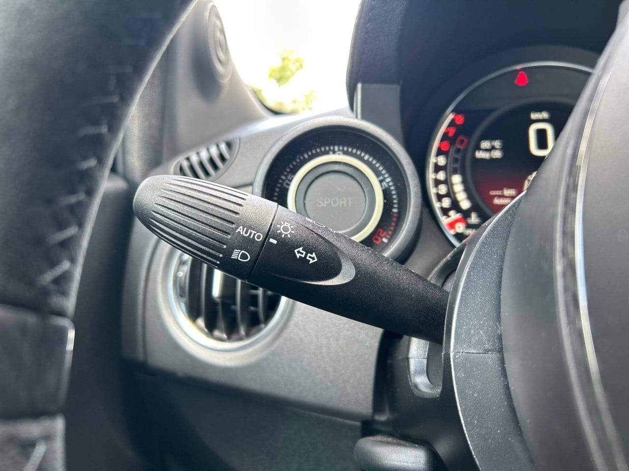 Abarth 500  695 1.4 16v TJet 132kW (180 CV) - - Foto 20