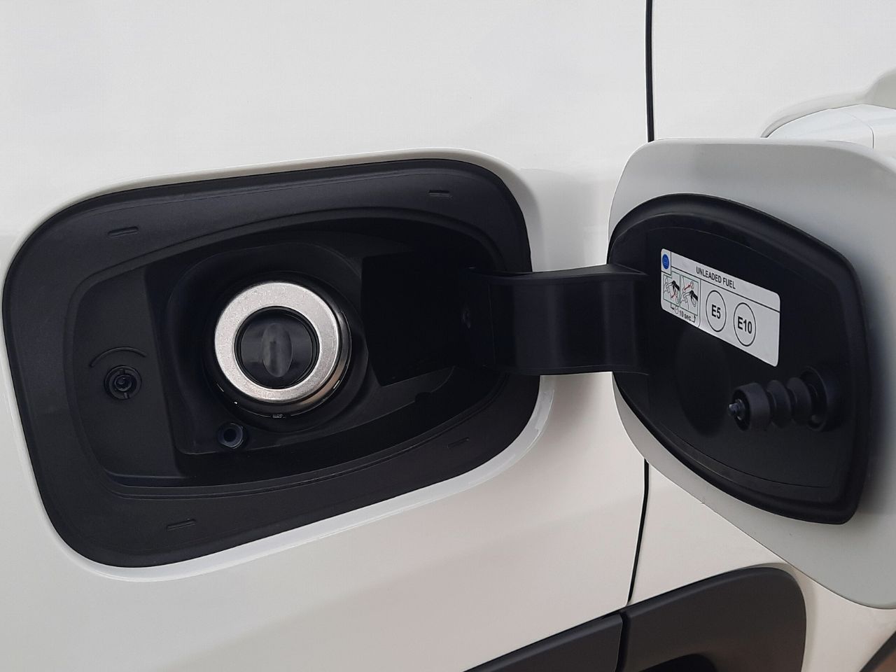 Jeep Compass  4Xe 1.3 PHEV 140kW(190CV)  AT AWD Limited - Foto 47