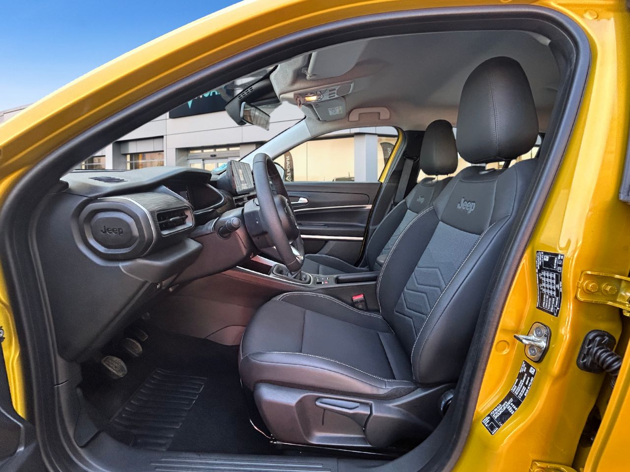 Jeep Avenger  1.2 G 74kW (100CV) Altitude - Foto 10