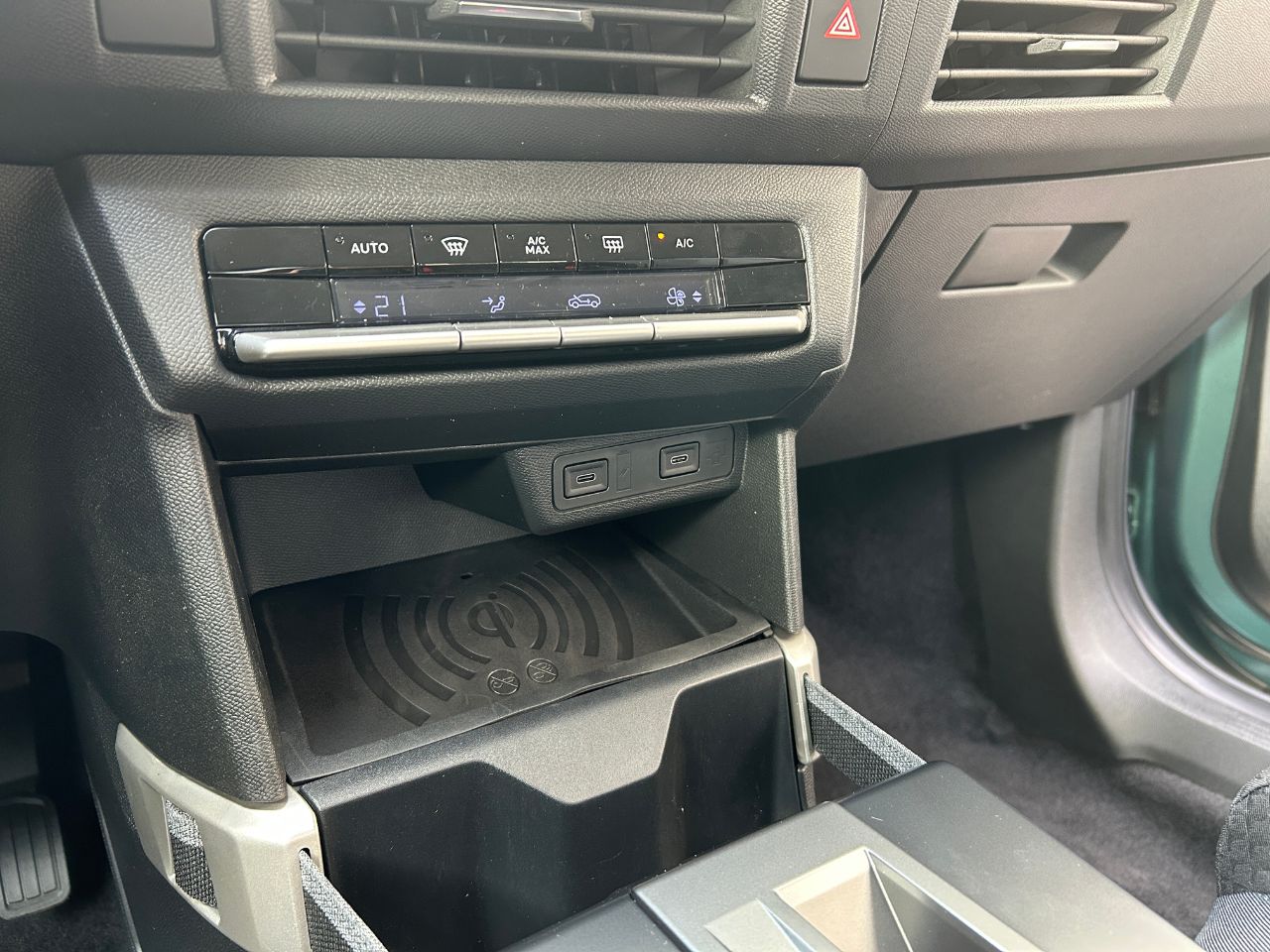 Opel Frontera  1.2T XHT Hybrid eDCT6 107kW GS - Foto 23