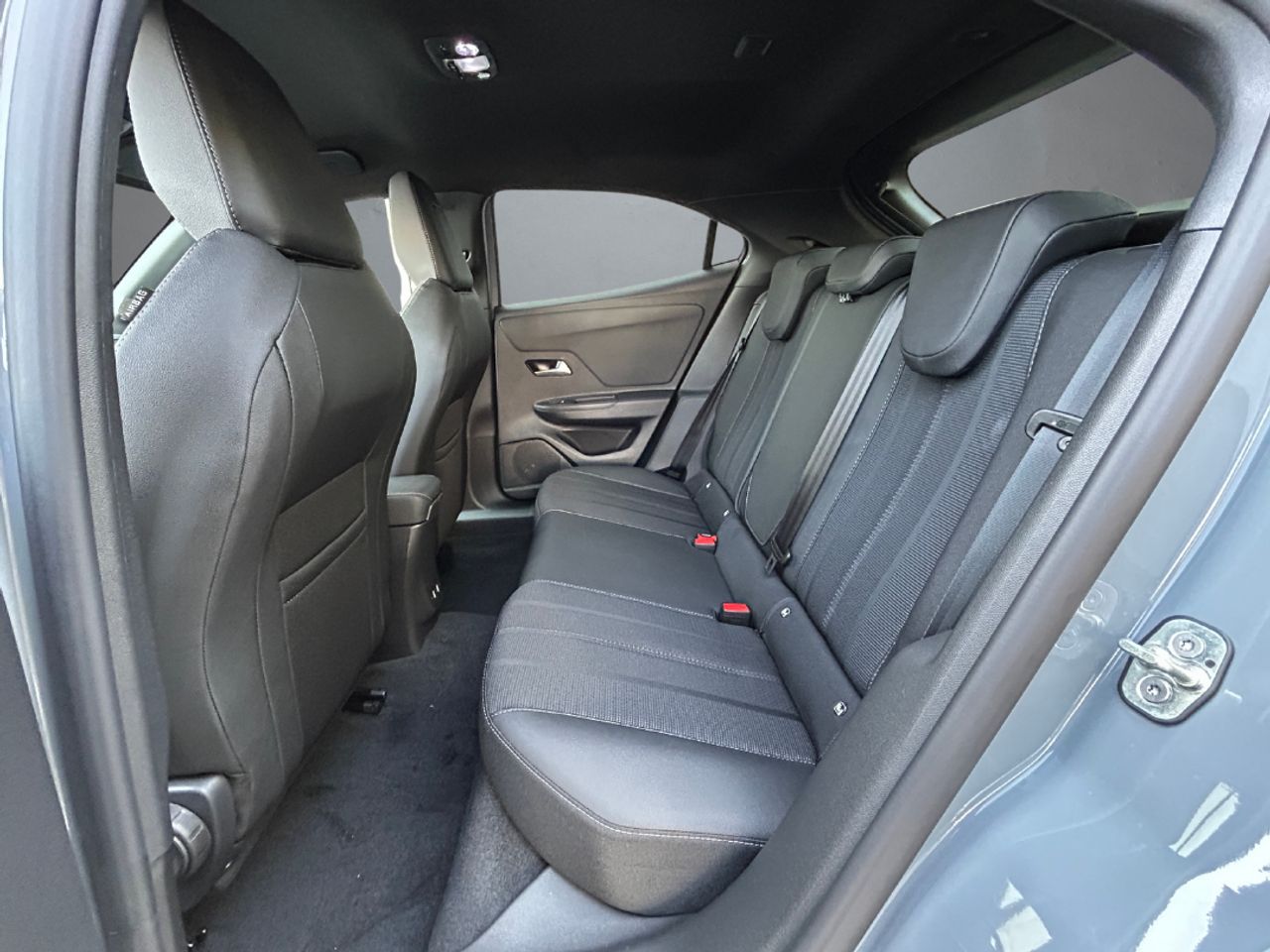 Opel Mokka  1.2 T XHT Hybrid eDCT6 GS - Foto 11