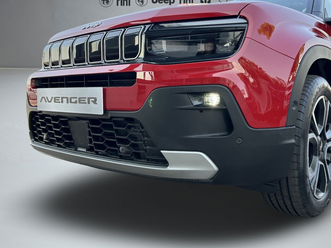 Jeep Avenger  1.2 eHybrid 81kW (110CV) Summit - Foto 28