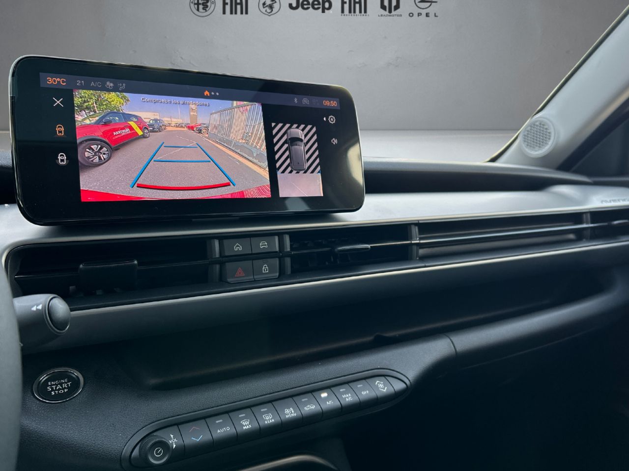 Jeep Avenger  1.2 eHybrid 81kW (110CV) Summit - Foto 24
