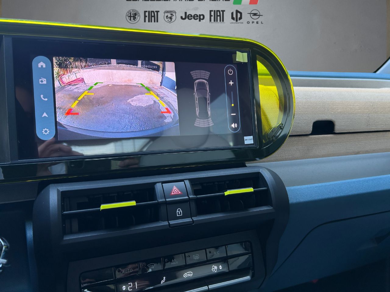 Fiat Grande Panda   MHEV 81kW (110cv) La Prima - Foto 22