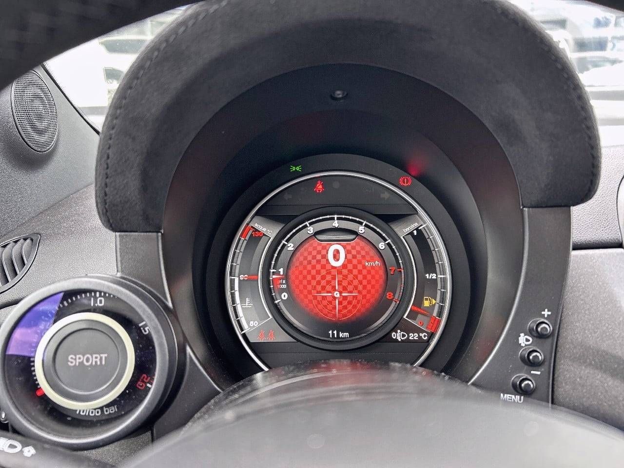 Abarth 500  695 1.4 16v TJet 132kW (180 CV) - - Foto 23