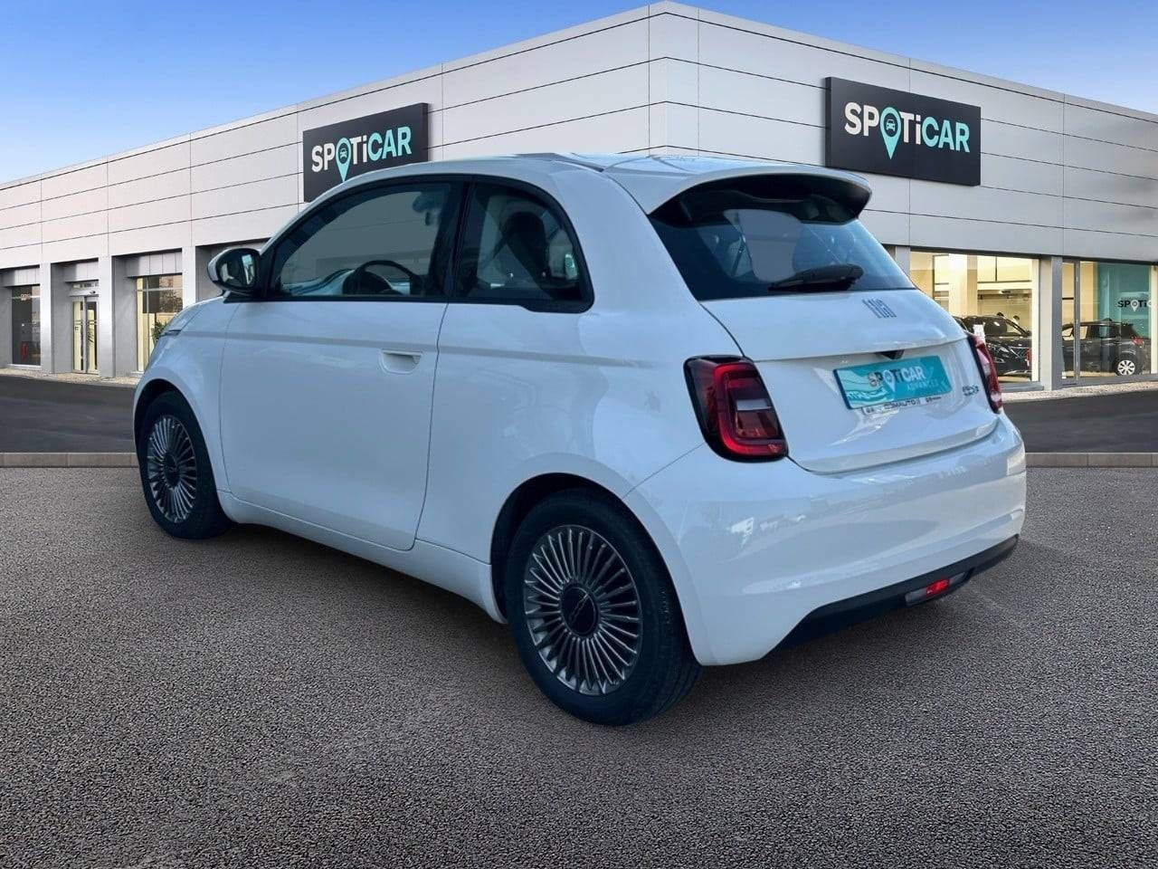Fiat 500   3+1 320km 85kW (118CV) Icon - Foto 7