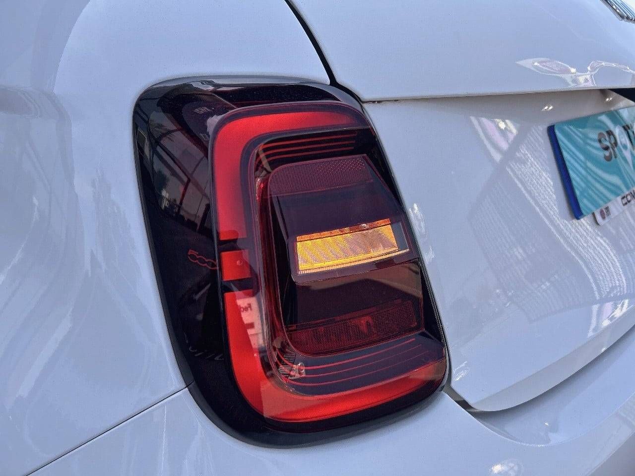 Fiat 500   3+1 320km 85kW (118CV) Icon - Foto 19