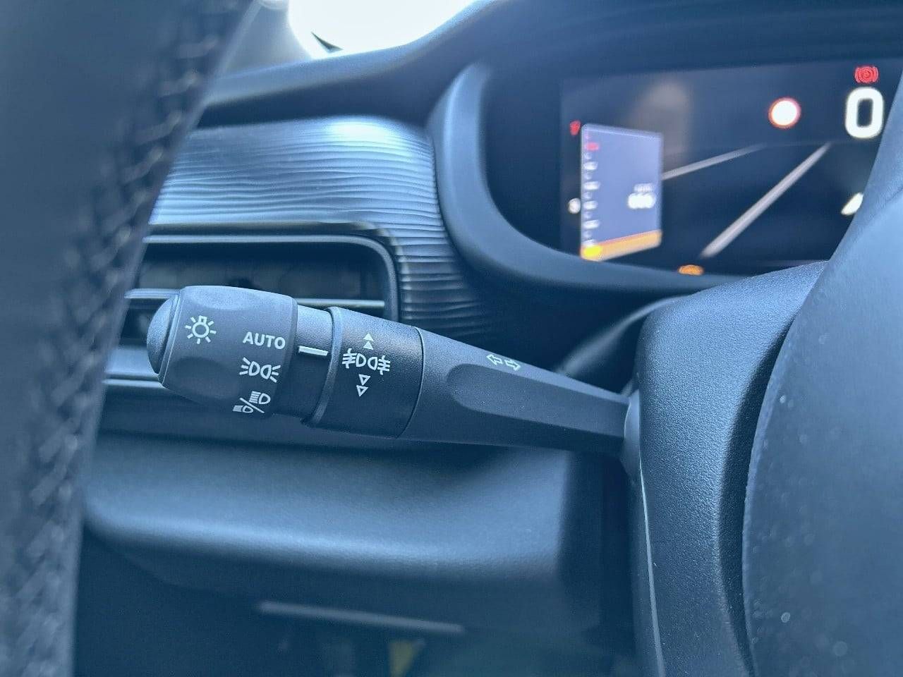 Jeep Avenger  1.2 G 74kW (100CV) Altitude - Foto 22