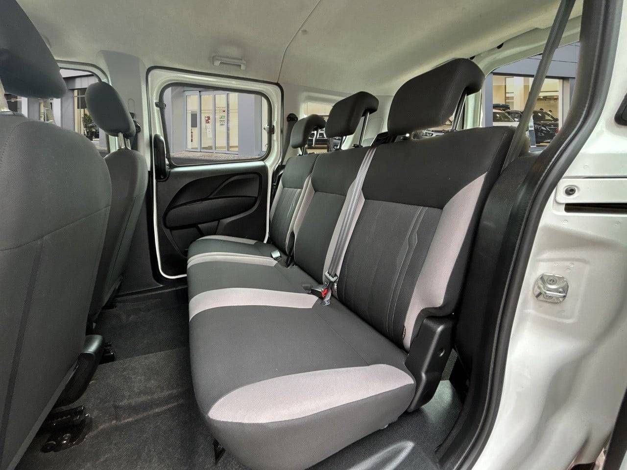 Fiat Doblò   N1 1.3 Multijet 59kW (80CV) E6 Combi - Foto 11