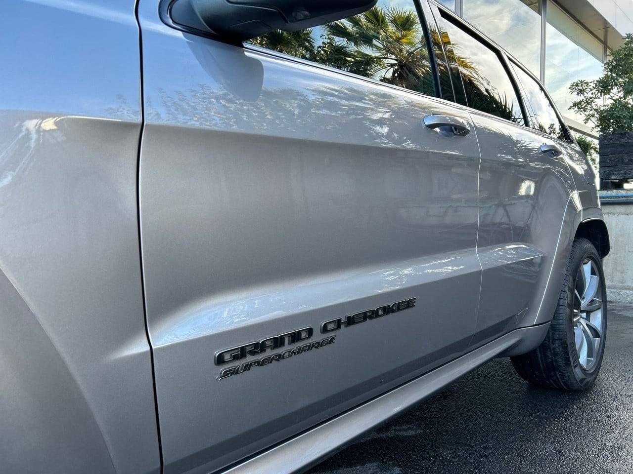 Jeep Grand Cherokee  6.2 V8 HEMI 520kW (707CV) Trackhawk - Foto 34