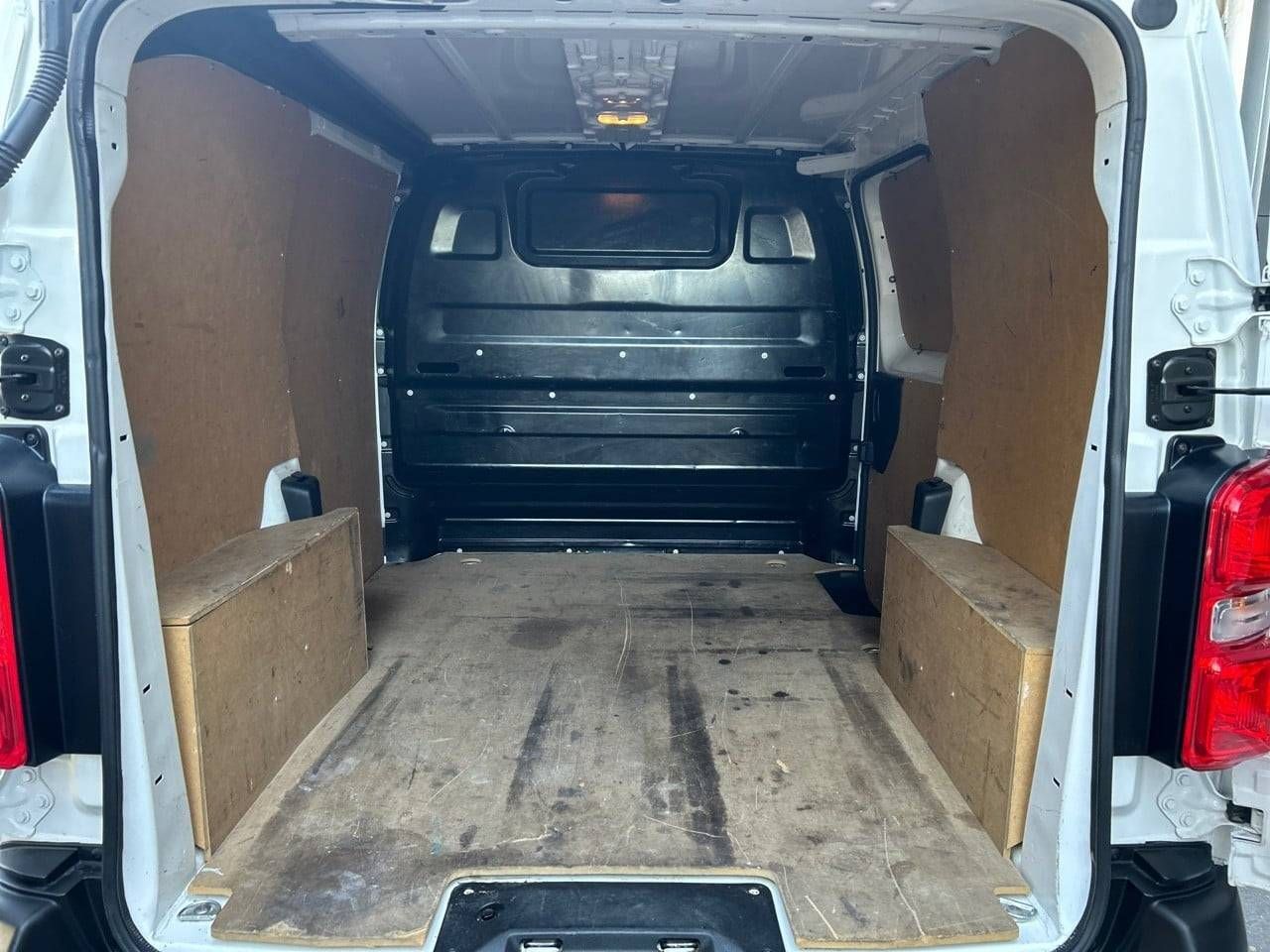 Fiat Scudo  Furgón L1 100cv MT6 Business - Foto 8