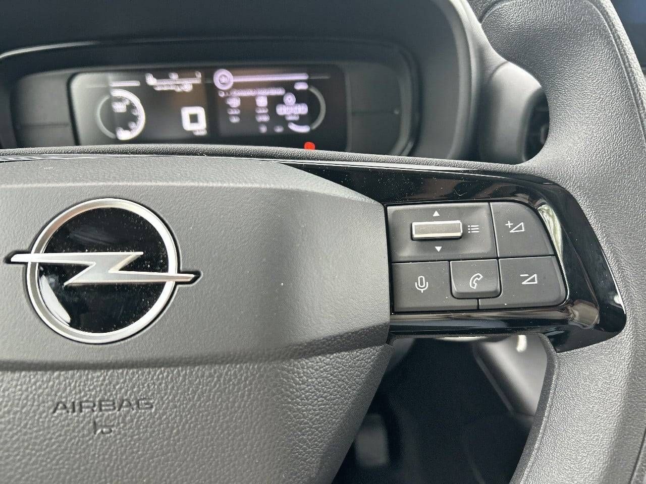 Opel Combo Cargo  Cargo L 650kg Diesel 1.5 100HP S&S MT E6 - - Foto 22