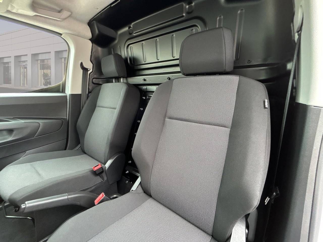 Opel Combo Cargo  Cargo L 650kg Diesel 1.5 100HP S&S MT E6 - - Foto 11