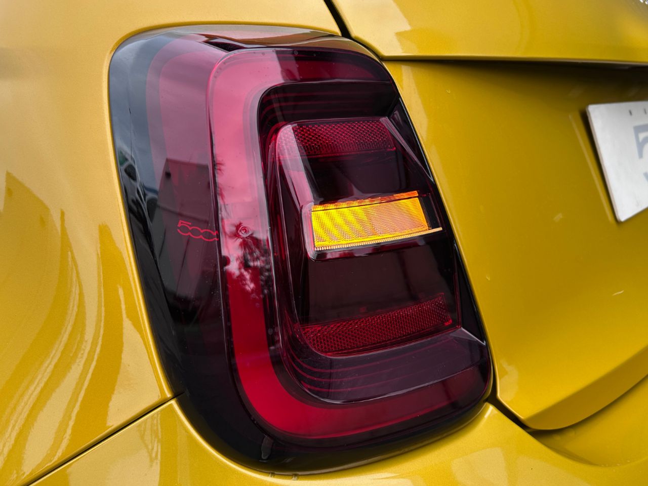 Fiat 500   1.0 Hybrid 48kW (65cv) TORINO - Foto 24