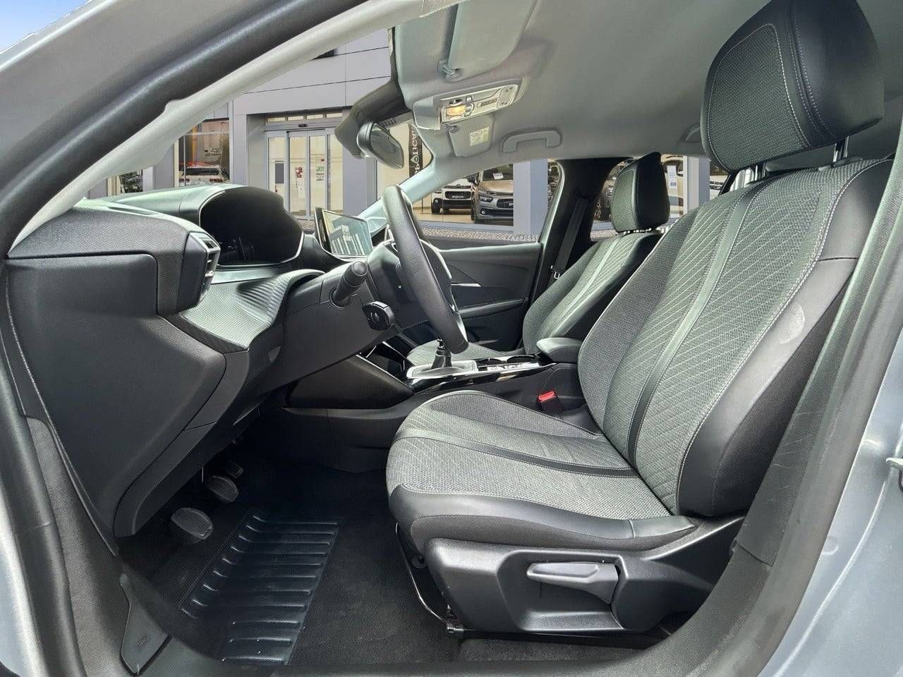 Peugeot 208   Gasolina 100 S&S 6 Vel. MAN Allure - Foto 10