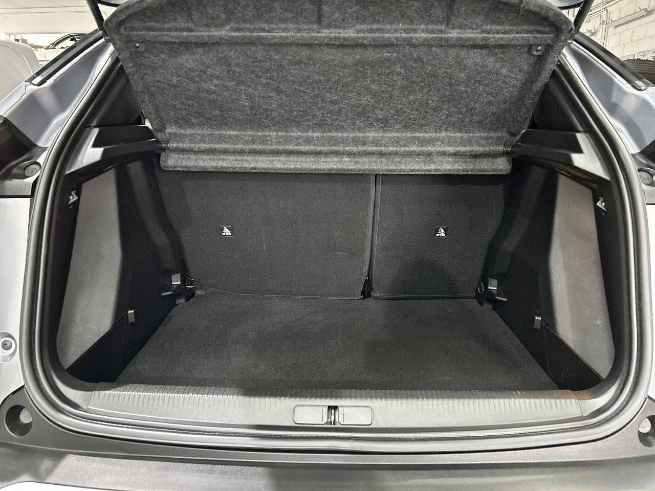 Peugeot 2008   Gasolina 100 S&S 6 Vel. MAN Allure - Foto 28