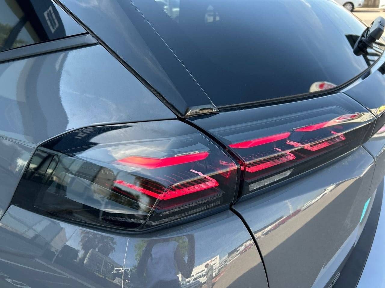Peugeot 2008   Gasolina 100 S&S 6 Vel. MAN Allure - Foto 19