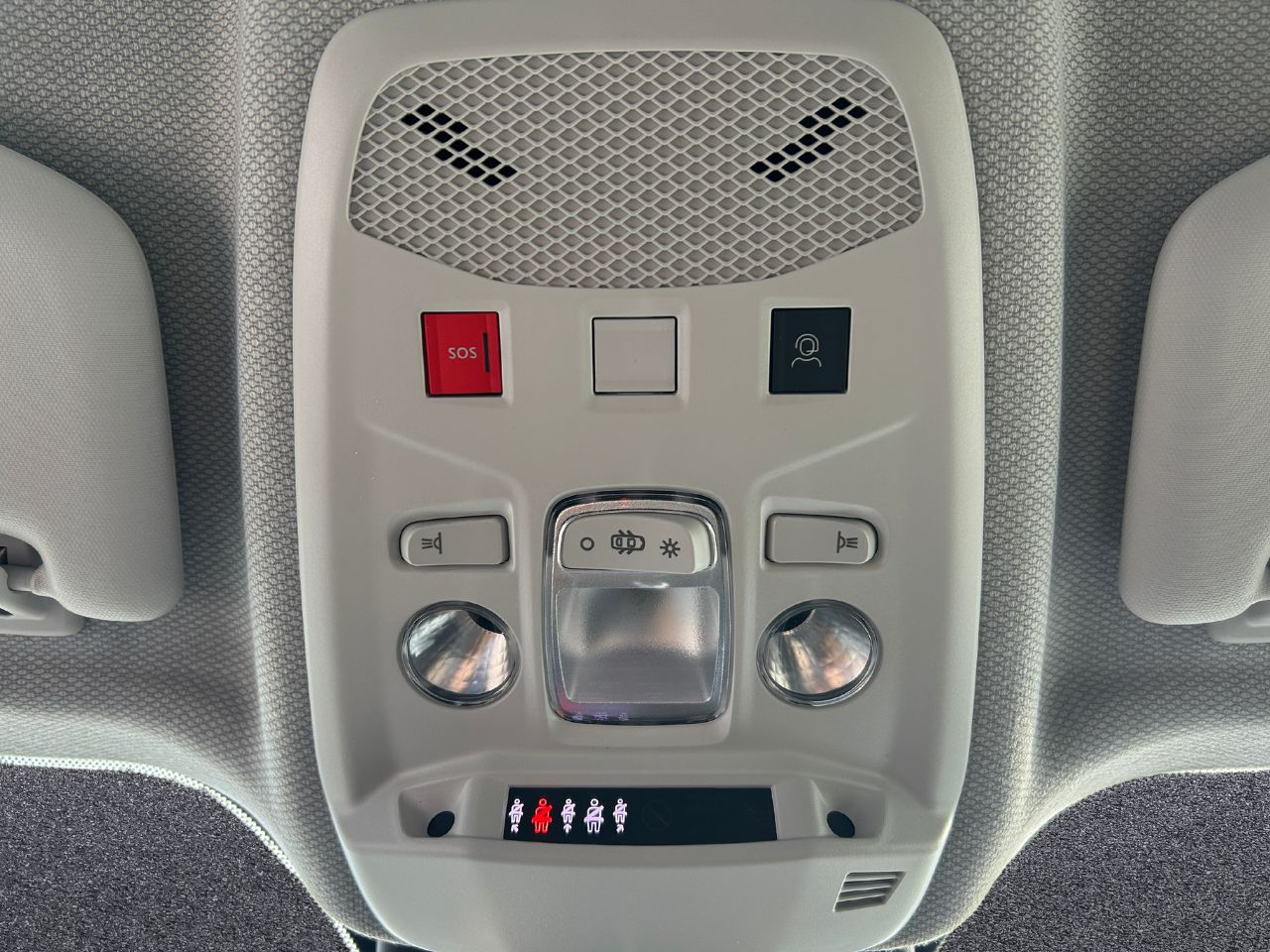 Jeep Avenger  1.2 eHybrid 74kW (100CV) Altitude - Foto 31