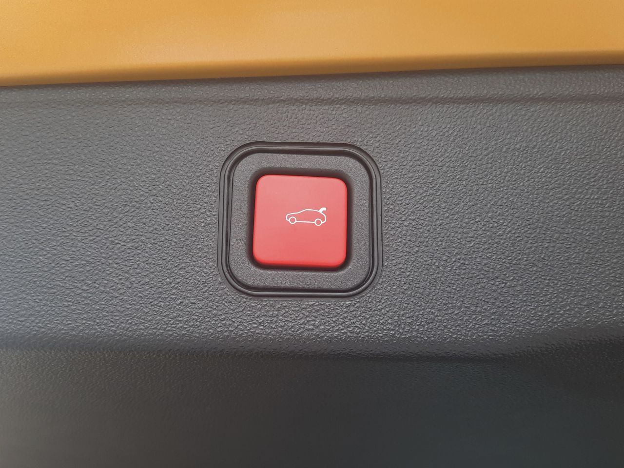 Jeep Avenger  1.2 G 74kW (100CV) Altitude - Foto 39