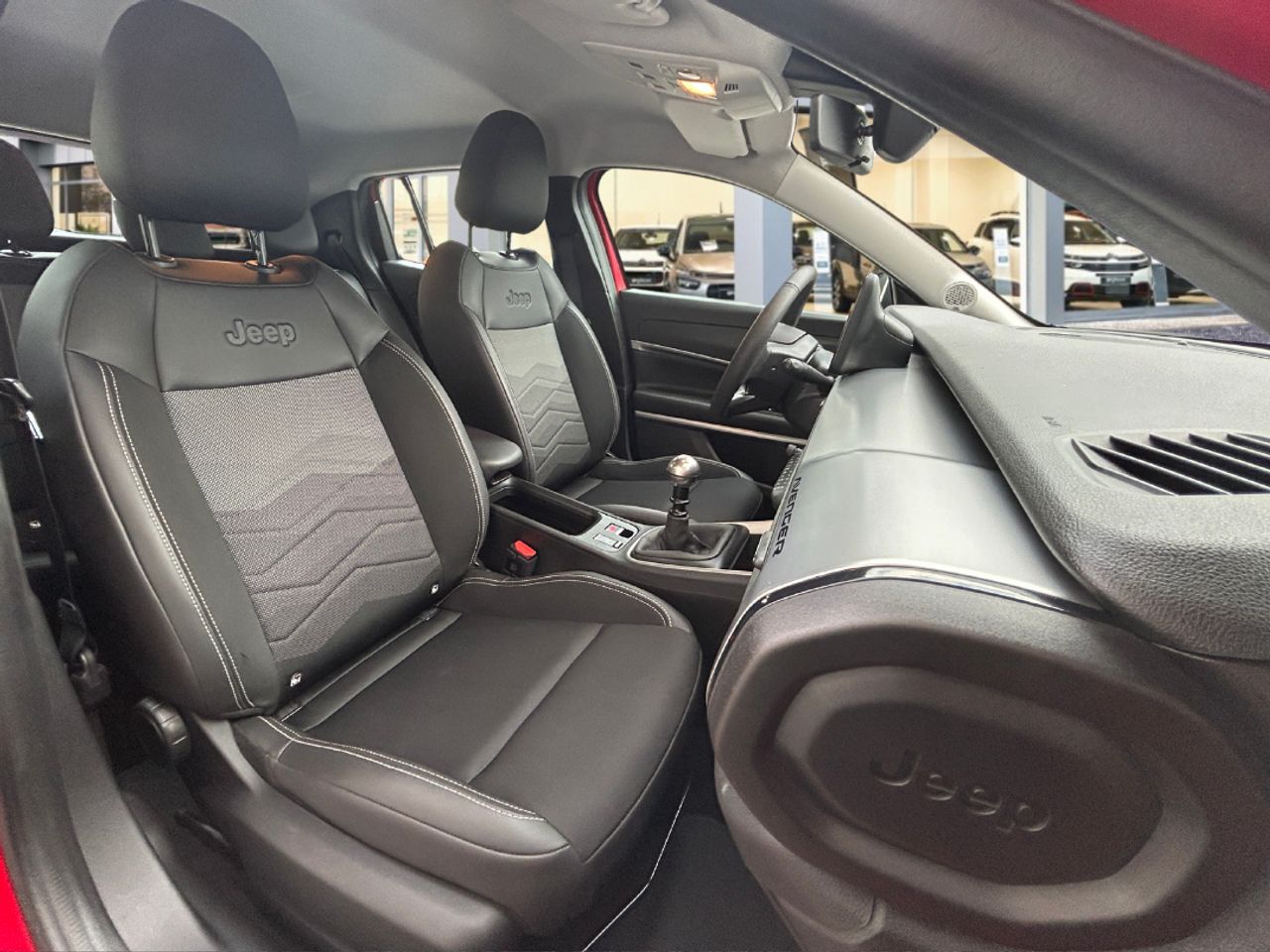 Jeep Avenger  1.2 G 74kW (100CV) Altitude - Foto 13