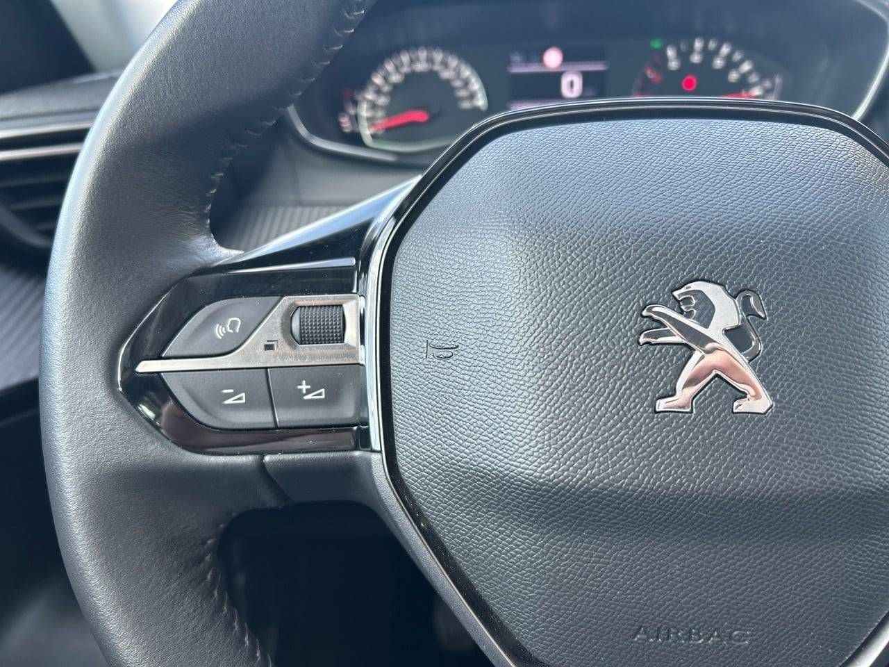Peugeot 2008   Puretech 100 S&S BVM6 Active - Foto 18