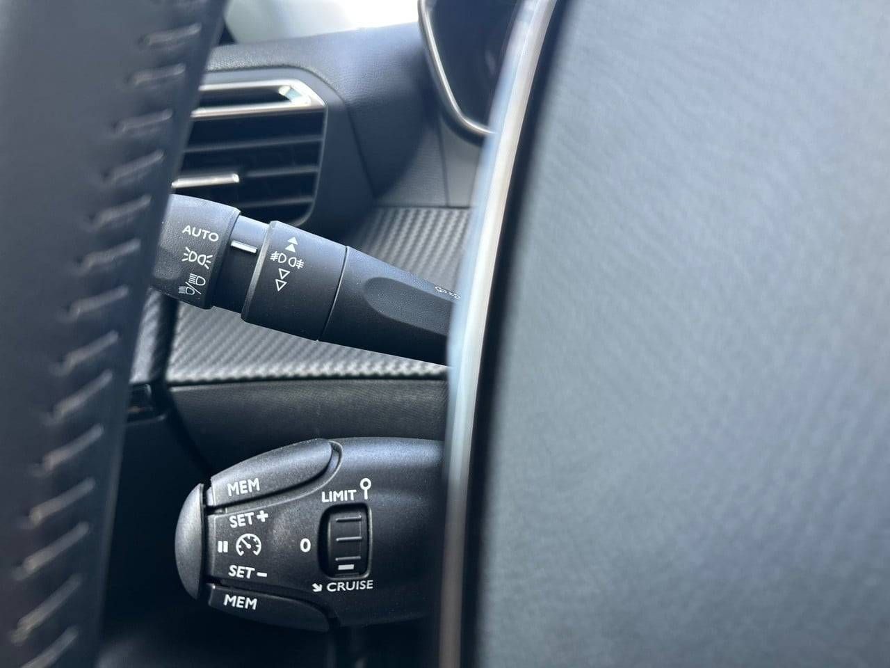 Peugeot 2008   Puretech 100 S&S BVM6 Active - Foto 20