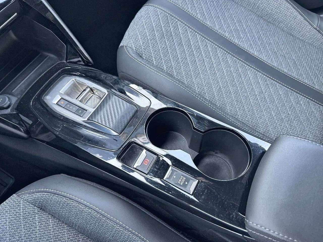 Peugeot 2008  N2008  Hybrid 136 eDCS6 Allure - Foto 16
