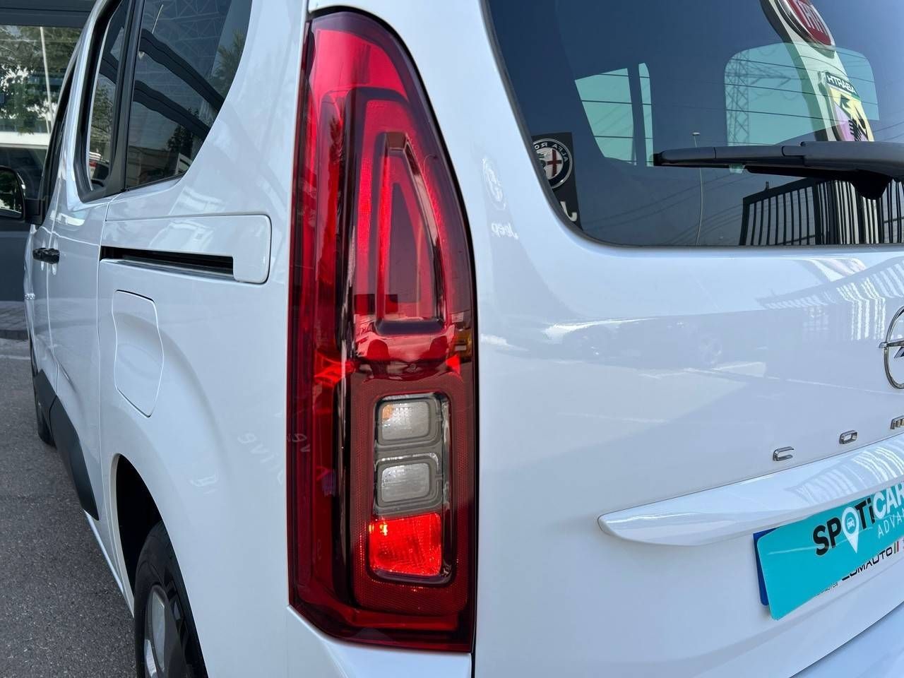 Opel Combo Cargo  100 Cv 1.5 Td S/S MT6 €6.4 ebis - - Foto 19