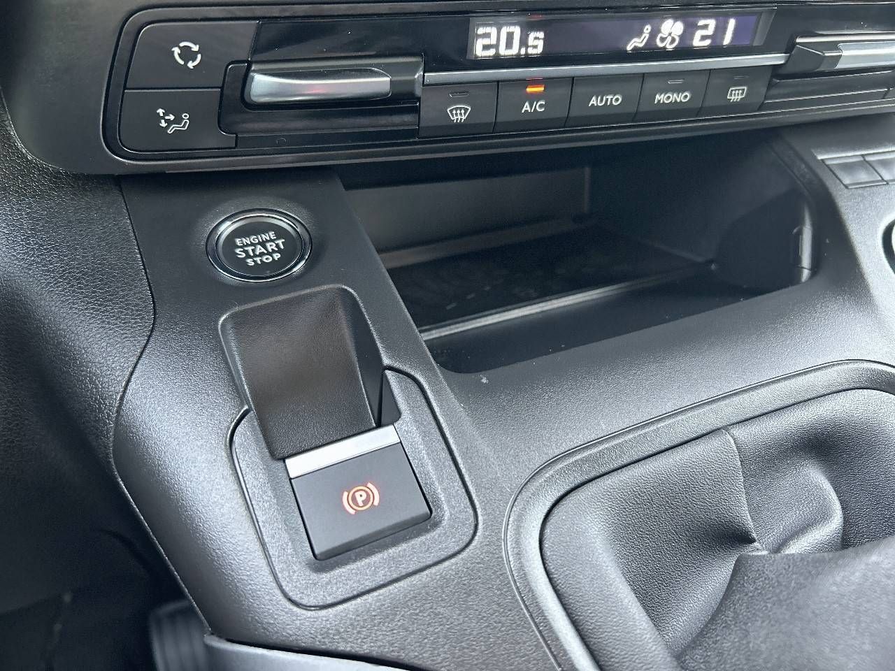 Opel Combo Cargo  100 Cv 1.5 Td S/S MT6 €6.4 ebis - - Foto 23