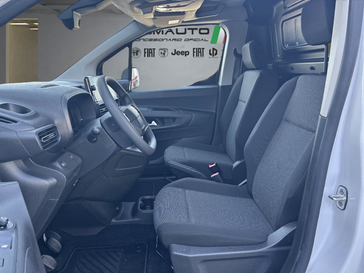 Fiat Doblò  1.5 75kW (100CV) diésel MT6 Talla M - - Foto 9