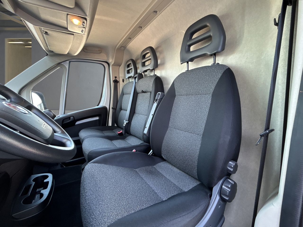 Fiat Ducato  35 L2H2 BlueHDi (103kW) - - Foto 9