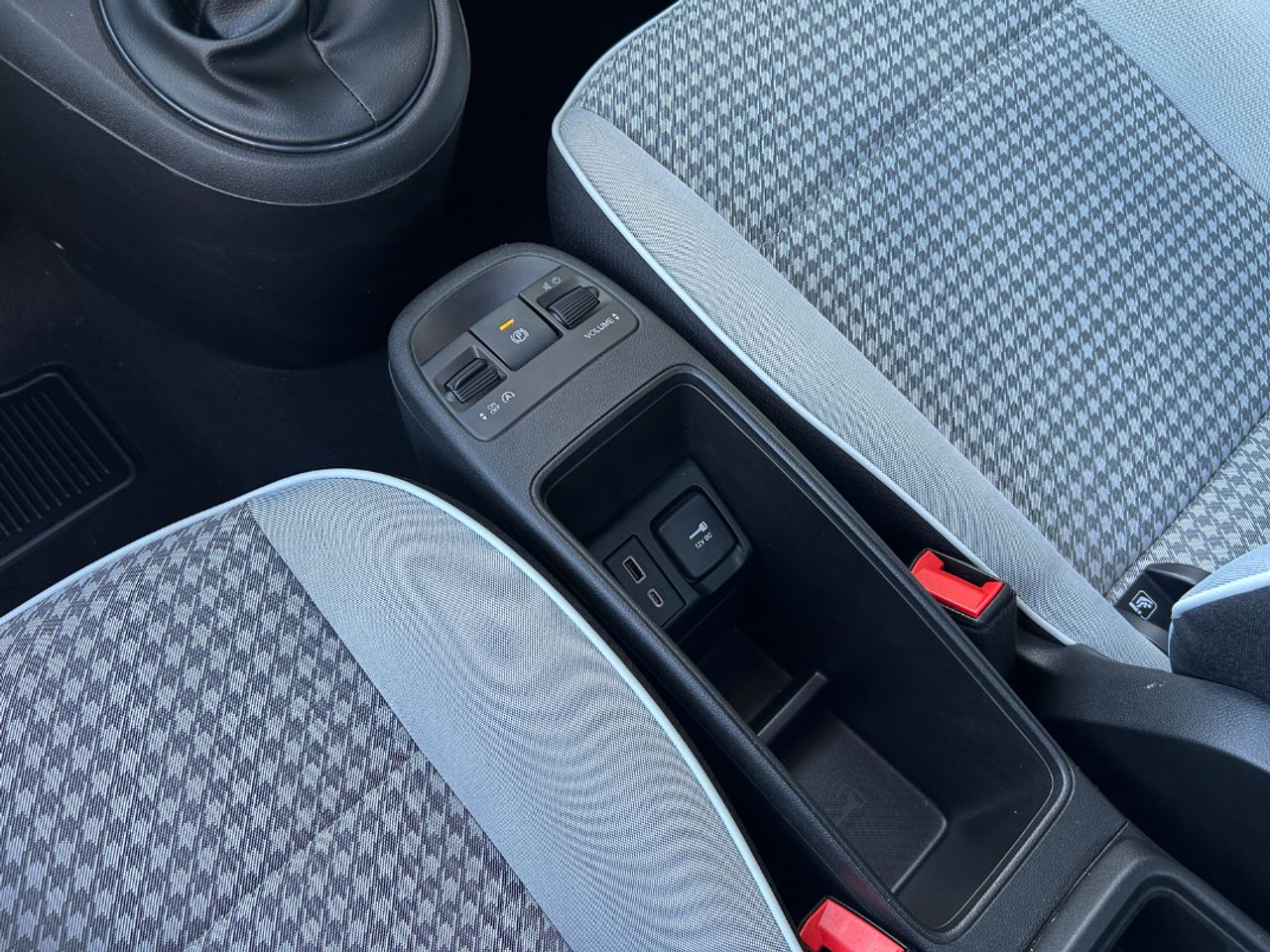 Fiat 500   1.0 Hybrid 48kW (65cv) TORINO - Foto 24