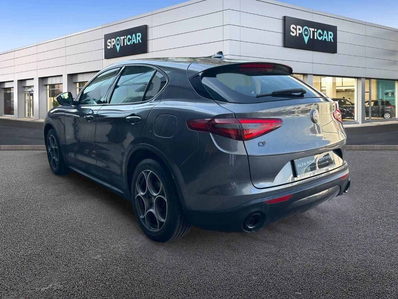 Alfa Romeo Stelvio  2.2 Diésel 140kW (190CV)  Q4 Sprint - Foto 7