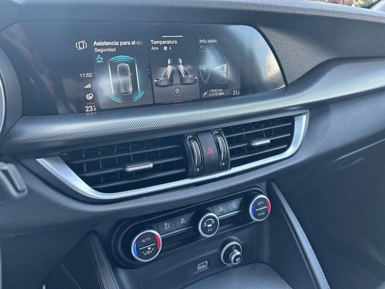 Alfa Romeo Stelvio  2.2 Diésel 140kW (190CV)  Q4 Sprint - Foto 18