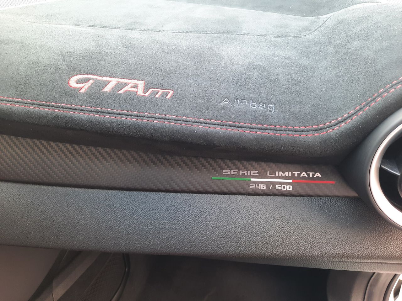 Alfa Romeo Giulia Giulia GTAM 2.9T V6 397kW (540CV)   AT GTAM - Foto 33