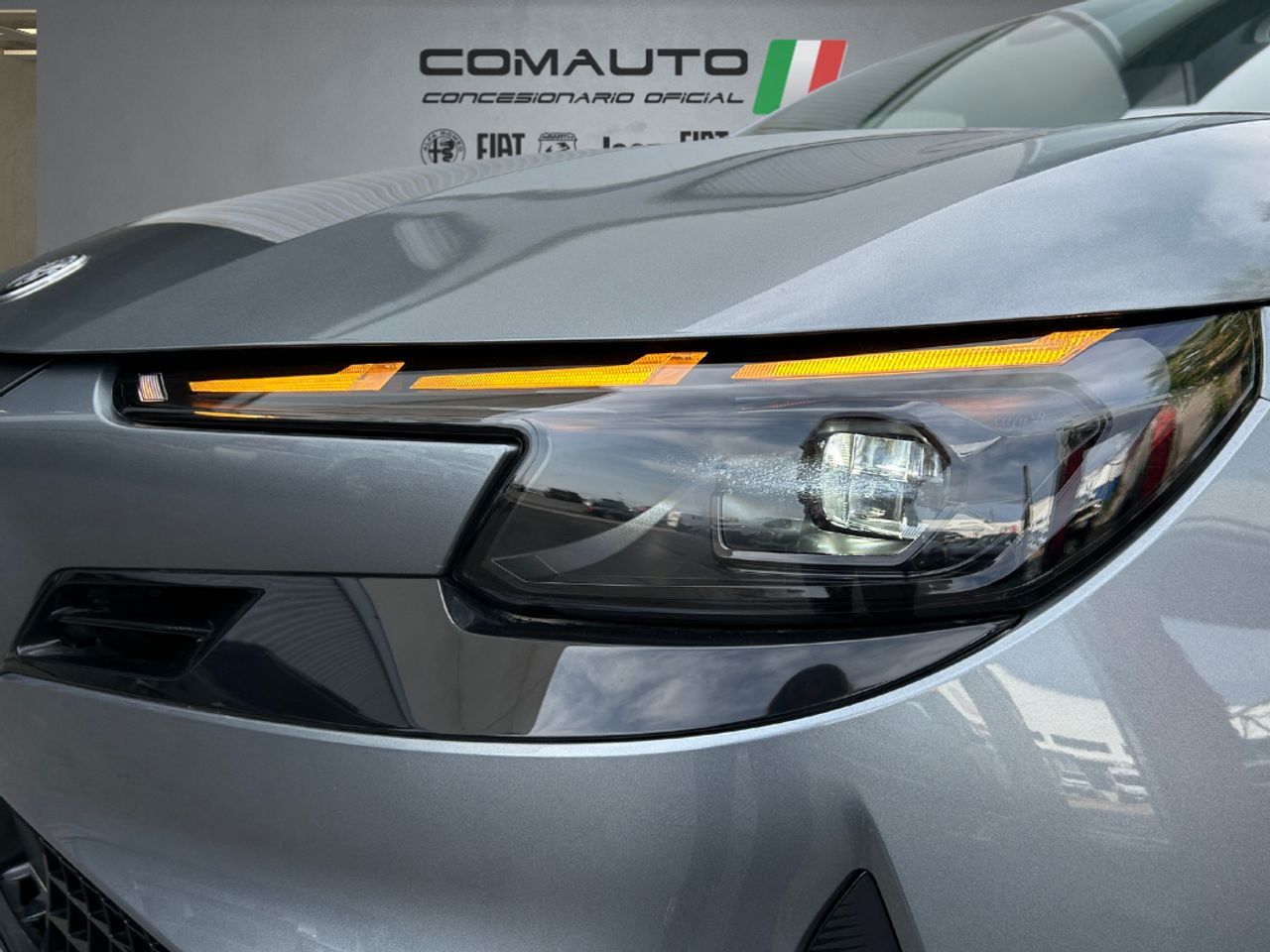 Alfa Romeo Junior  Ibrida  107kW (145CV) Speciale - Foto 30
