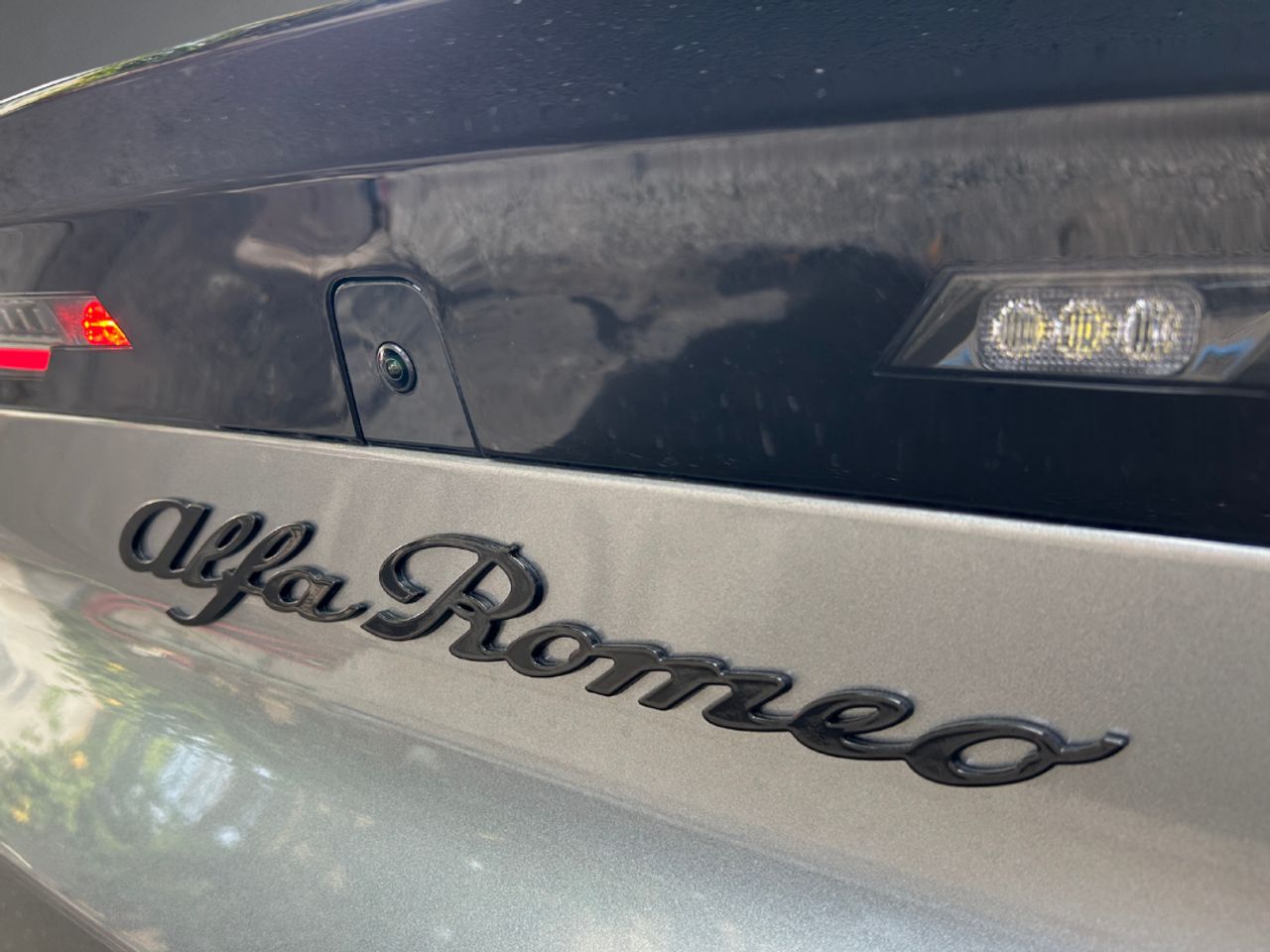 Alfa Romeo Junior  Ibrida  107kW (145CV) Speciale - Foto 35