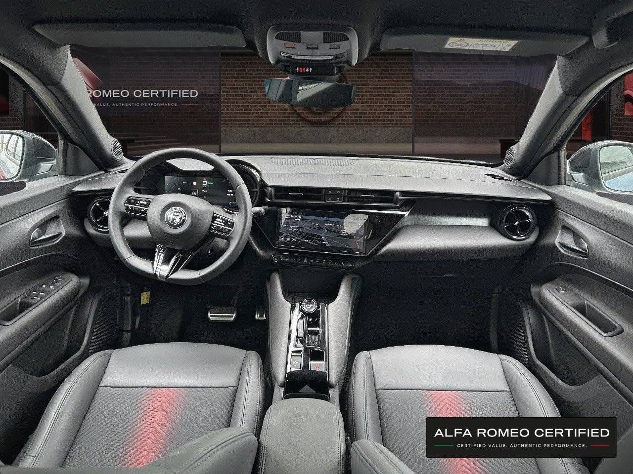 Alfa Romeo Junior  Elettrica  115kW (156CV) Speciale - Foto 9