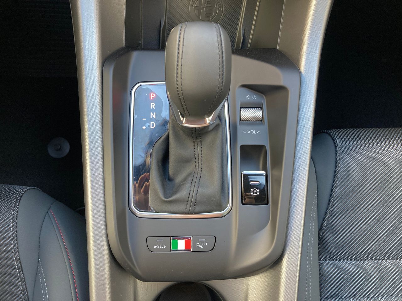 Alfa Romeo Tonale  1.3 Multi-air PHEV  Q4 Sprint - Foto 24