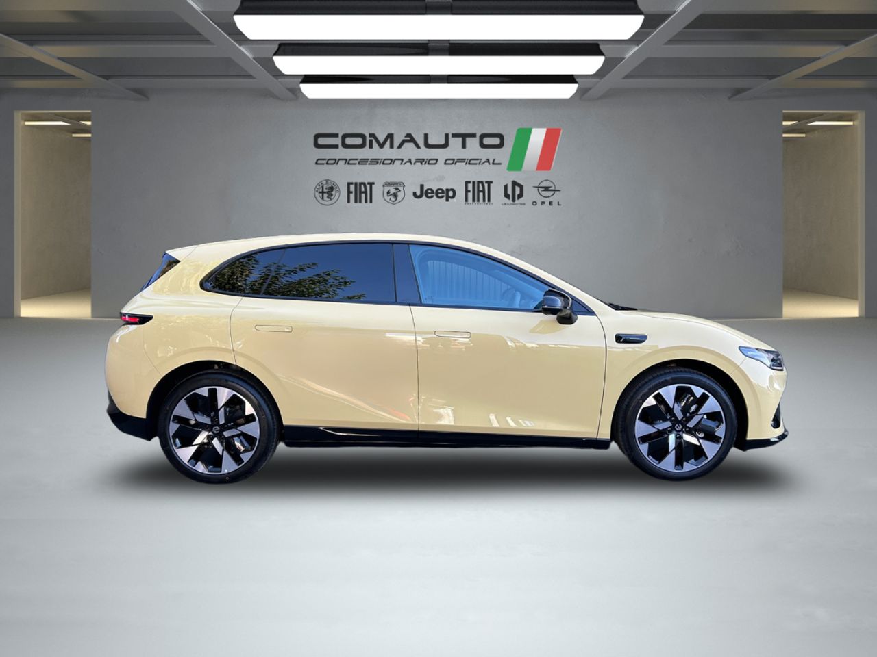 Leapmotor B05  B05 BEV 67.1kWh  Auto Design ProMax - Foto 6