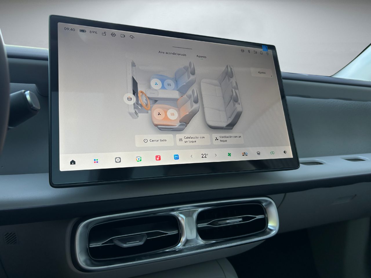 Leapmotor B10  B10 REEV 18.8 kWh  Auto Design - Foto 23