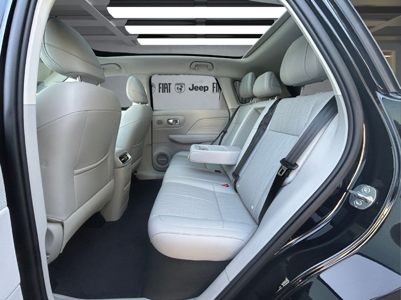 Leapmotor B10  B10 REEV 18.8 kWh  Auto Design - Foto 11