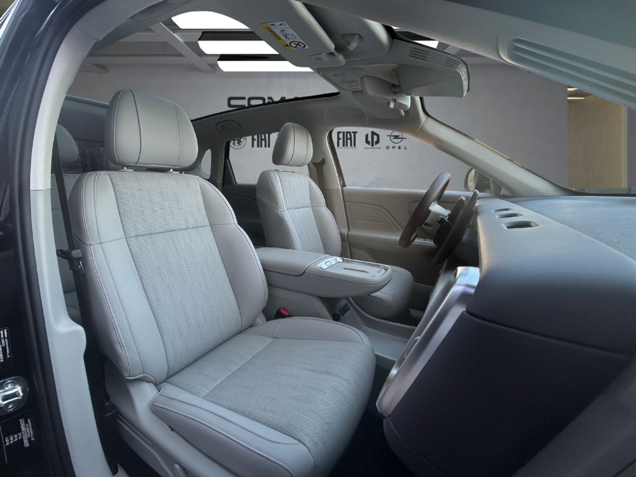 Leapmotor B10  B10 REEV 18.8 kWh  Auto Design - Foto 14