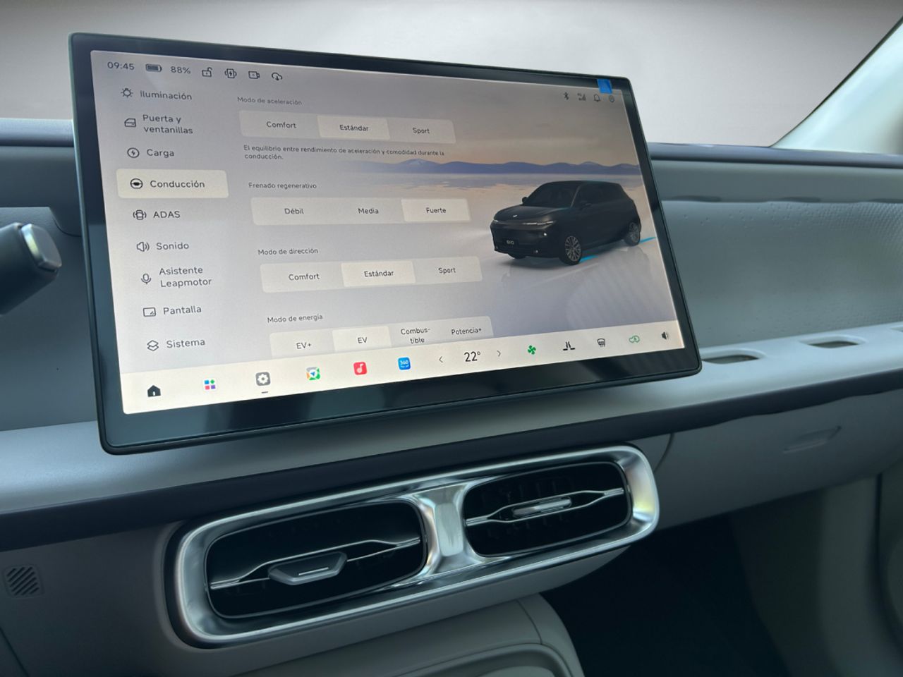 Leapmotor B10  B10 REEV 18.8 kWh  Auto Design - Foto 21