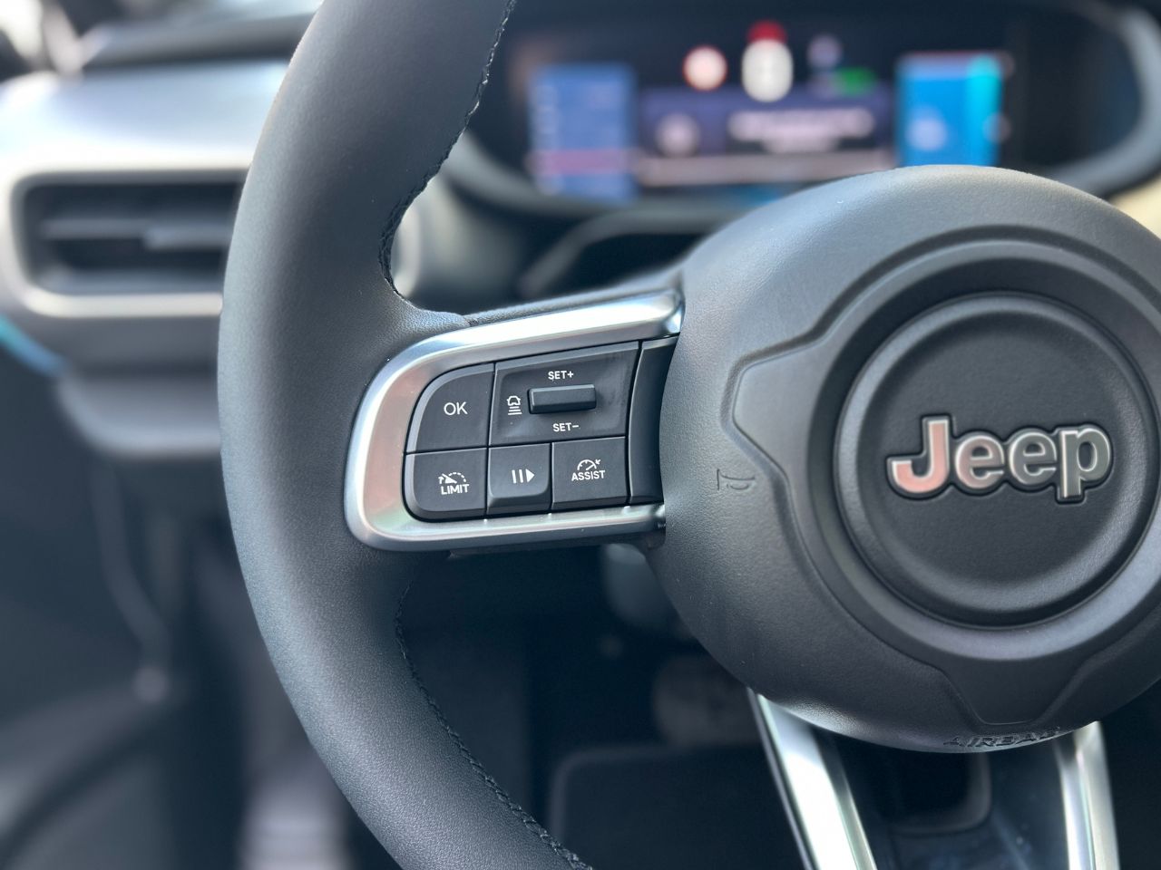 Jeep Avenger  Full Electric 115kW (156CV) Summit - Foto 23